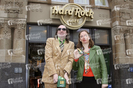 Fototermin mit der Jury zum Musikcontest im Hard Rock Cafe, Hamburg