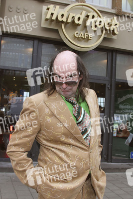 Fototermin mit der Jury zum Musikcontest im Hard Rock Cafe, Hamburg