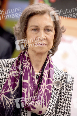 Königin Sophoia besucht die Middle School South Bronx, New York