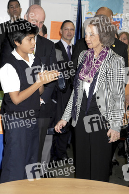 Königin Sophoia besucht die Middle School South Bronx, New York