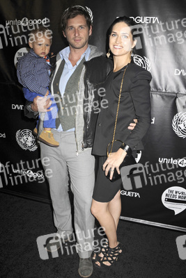 Josh Lucas mit Gattin Jessica Hernandez und Sohn Noah Rev Maurer