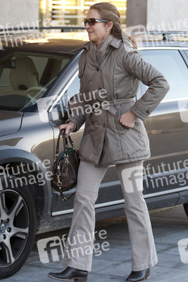 Die spanische Königsfamilie besucht König Juan Carlos im Krankenhaus, Pozuelo de Alarcon,