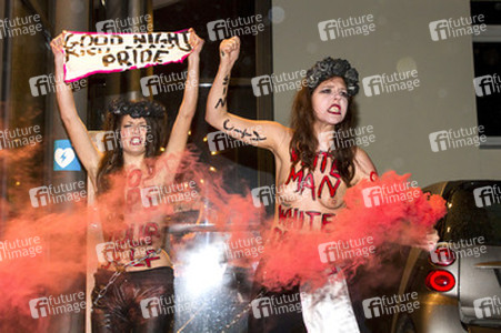 Femen Aktivistinnen stürmen das Bordell 'Artemis', Berlin