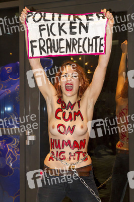 Femen Aktivistinnen stürmen das Bordell 'Artemis', Berlin