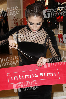 Blanca Suarez eröffnet den Intimissimi New Flagship Store, Madrid