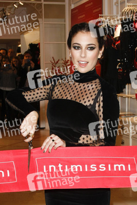 Blanca Suarez eröffnet den Intimissimi New Flagship Store, Madrid