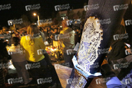 Fans am Unfallort von Paul Walker