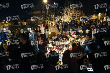 Fans am Unfallort von Paul Walker