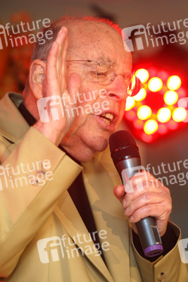 Chris Howland Auftritt, Seelze