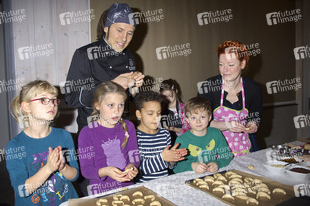 Weihnachtsplätzchen backen mit Kindern, Berlin