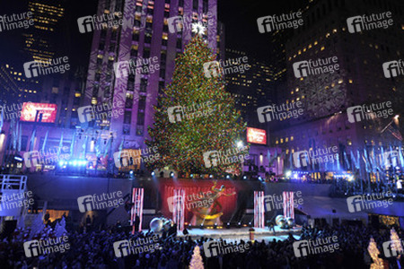 81. Rockefeller Center Christmas Tree Lighting Ceremony, New York