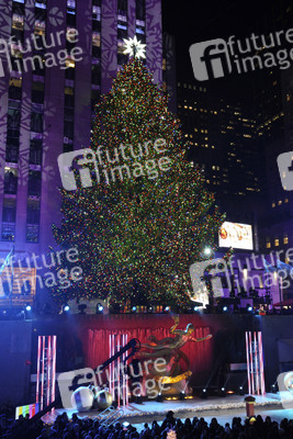 81. Rockefeller Center Christmas Tree Lighting Ceremony, New York
