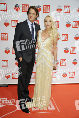 Jenny Elvers mit Freund Steffen von der Beeck