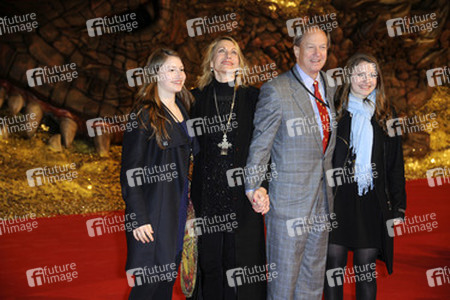 John B. Emerson mit gattin Kimberly Marteau Emerson und Töchtern Taylor und Hayley