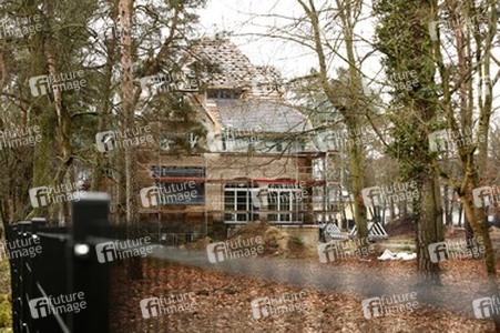 Brand in Bushidos Villa, Kleinmachnow