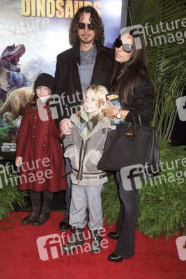 Chris Cornell (Soundgarden) mit Gattin Vicky Karayiannis und Kindern