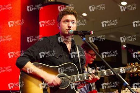 Nick Howard Akustikset und Autogrammstunde, Berlin