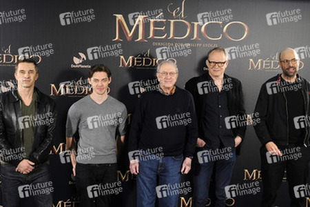 Olivier Martinez, Tom Payne, Noah Gordon, Stellan Skarsgard, Philipp Stölzl