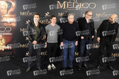 Olivier Martinez, Tom Payne, Noah Gordon, Stellan Skarsgard, Philipp Stölzl