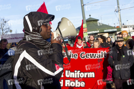 Mahnwache und Demo zum Todestag von Oury Jalloh, Dessau-Roßlau