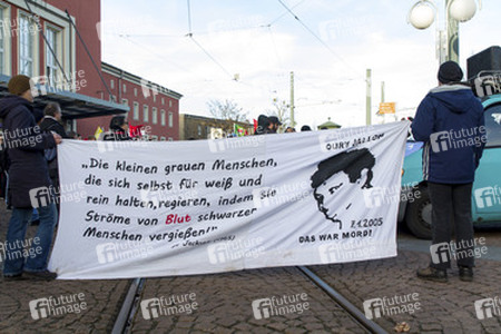 Mahnwache und Demo zum Todestag von Oury Jalloh, Dessau-Roßlau