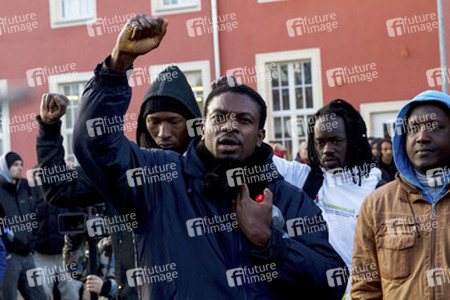 Mahnwache und Demo zum Todestag von Oury Jalloh, Dessau-Roßlau