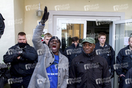 Mahnwache und Demo zum Todestag von Oury Jalloh, Dessau-Roßlau
