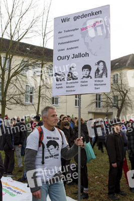 Mahnwache und Demo zum Todestag von Oury Jalloh, Dessau-Roßlau