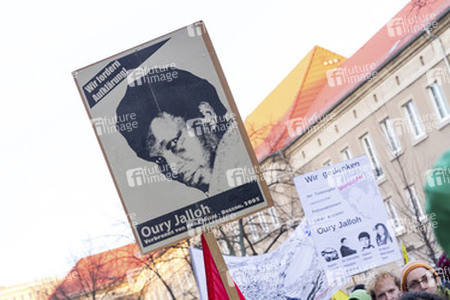 Mahnwache und Demo zum Todestag von Oury Jalloh, Dessau-Roßlau