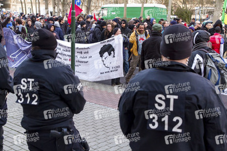 Mahnwache und Demo zum Todestag von Oury Jalloh, Dessau-Roßlau