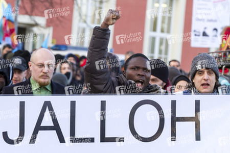 Mahnwache und Demo zum Todestag von Oury Jalloh, Dessau-Roßlau
