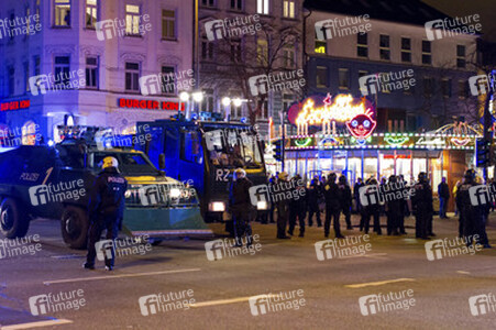 Großdemo für den Erhalt der 'Roten Flora', Hamburg