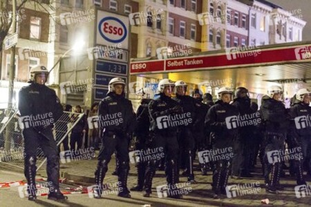 Großdemo für den Erhalt der 'Roten Flora', Hamburg