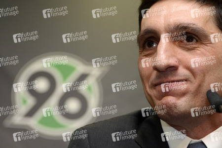 Hannover 96 präsentiert Cheftrainer Tayfun Korkut, Hannover