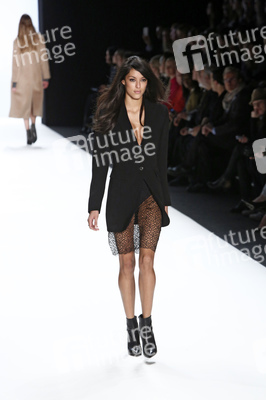 Riani Fashion Show, Berlin Fashion Week Autumn-Winter 2014