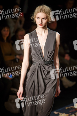 Dawid Tomaszewski Fashion Show, Berlin Fashion Week Autumn-Winter 2014