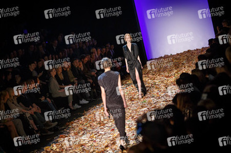 Dawid Tomaszewski Fashion Show, Berlin Fashion Week Autumn-Winter 2014