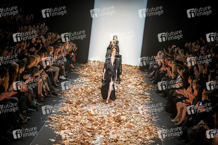 Dawid Tomaszewski Fashion Show, Berlin Fashion Week Autumn-Winter 2014