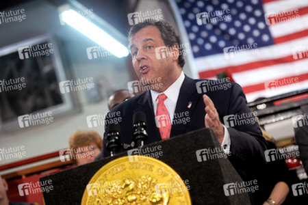 Chris Christie trifft Sandy-geschädigte Hausbesitzer, Manahawkin