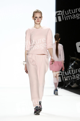 Anne Gorke Fashion Show, Berlin Fashion Week Autumn-Winter 2014