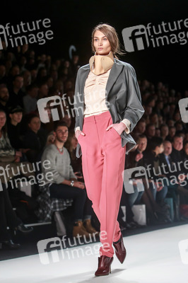 Marina Hoermanseder Fashion Show, Berlin Fashion Week Autumn-Winter 2014