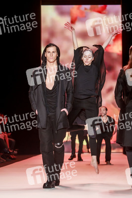 Umasan Fashion Show, Berlin Fashion Week Autumn-Winter 2014
