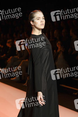 Umasan Fashion Show, Berlin Fashion Week Autumn-Winter 2014