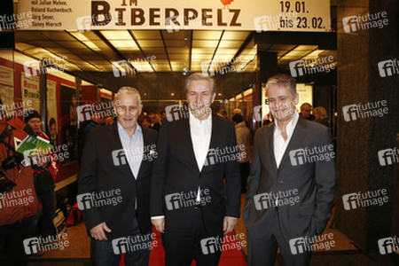 'Roter Hahn im Biberpelz' Premiere, Berlin