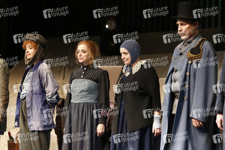 'Roter Hahn im Biberpelz' Premiere, Berlin