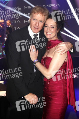Albert Fortell, Barbara Wussow