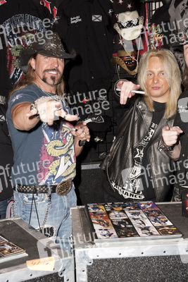 Hollywood Yates, Rob Marcello