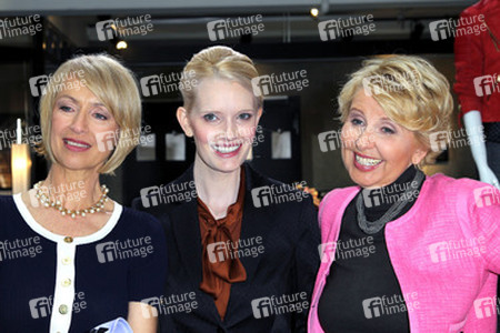 Martina Servatius,Mirja Dumont und Gabriele Metzger