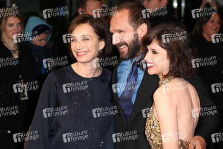 Kristin Scott Thomas, Ralph Fiennes, Felicity Jones
