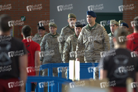 Prince Felipe besucht die Parachutist Brigada, Paracuellos de Jarama